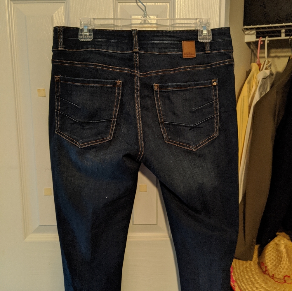 SOLD. - Picture 2 of 6
